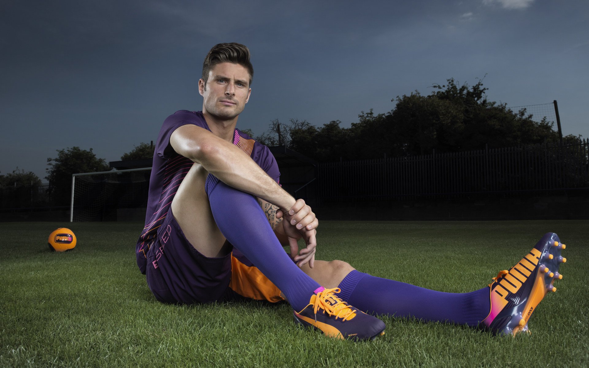 利物浦欲击败沃特福德，冲刺领先位置，利物浦vs沃特福德视频直播