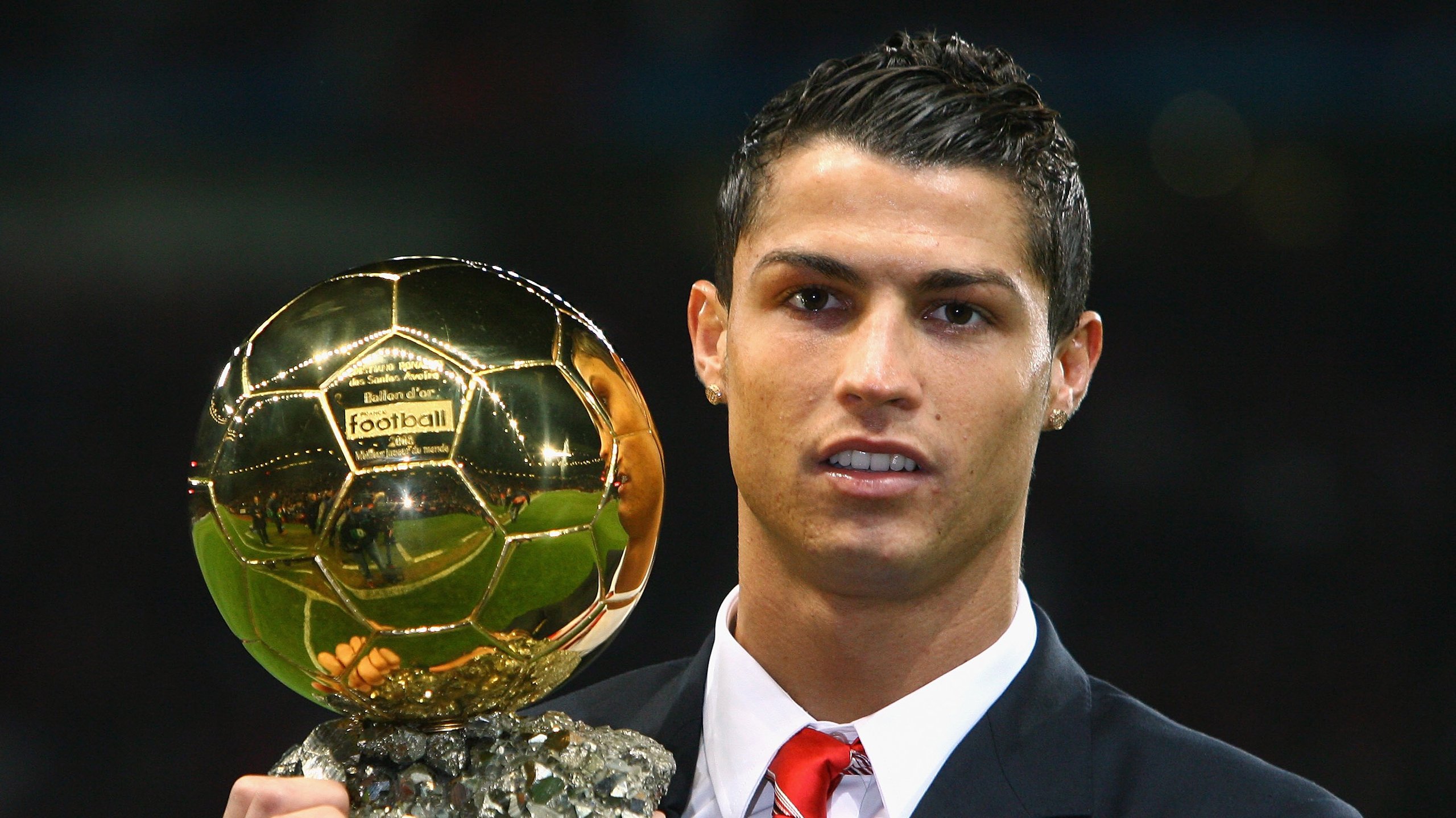 未来联盟:虚拟实境(VR)带来沉浸式观赛体验新革命,未来vr游戏